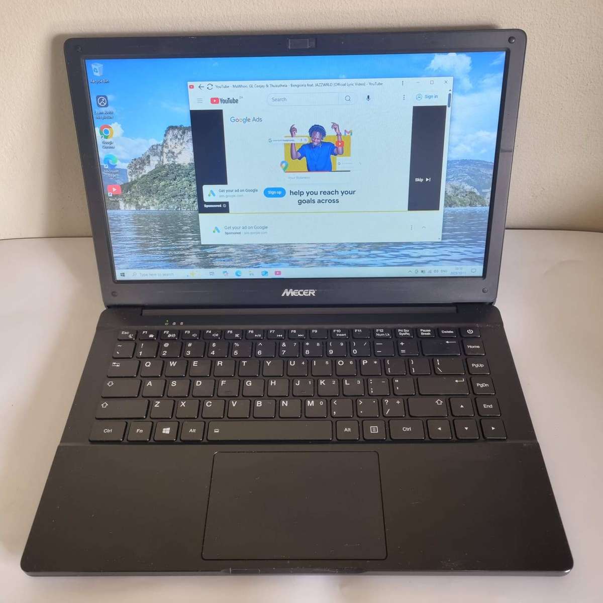 Mecer Notebook Z140C Edu+ (Intel Celeron, 4GB RAM & 128GB SSD) 14 Inch Laptop