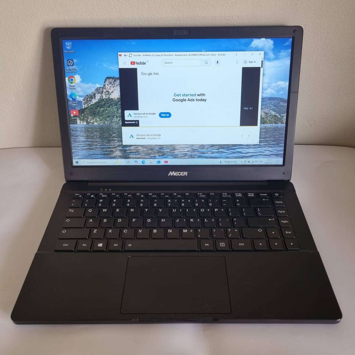 Mecer Notebook Z140C Edu+ (Intel Celeron, 4GB RAM & 128GB SSD) 14 Inch Laptop