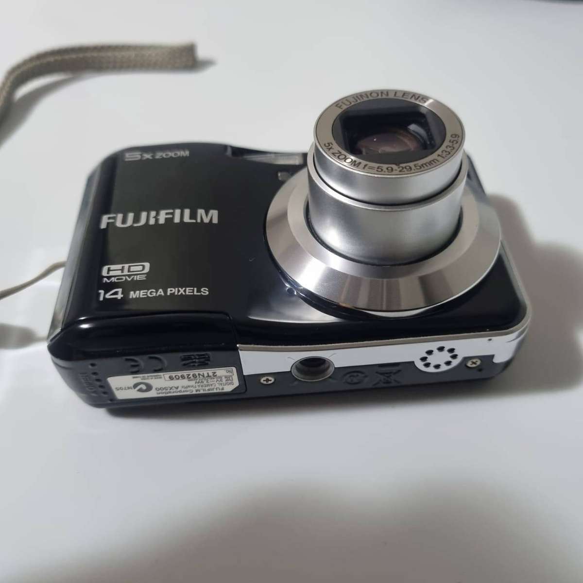 Fujifilm FinePix AX500 14MP Point-and-Shoot Digital Camera