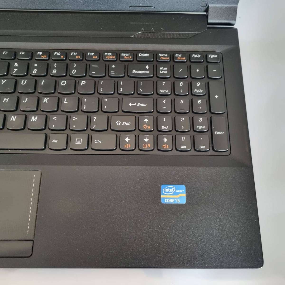 Lenovo B590 Laptop (Intel i3, 128GB SSD, 4GB RAM)