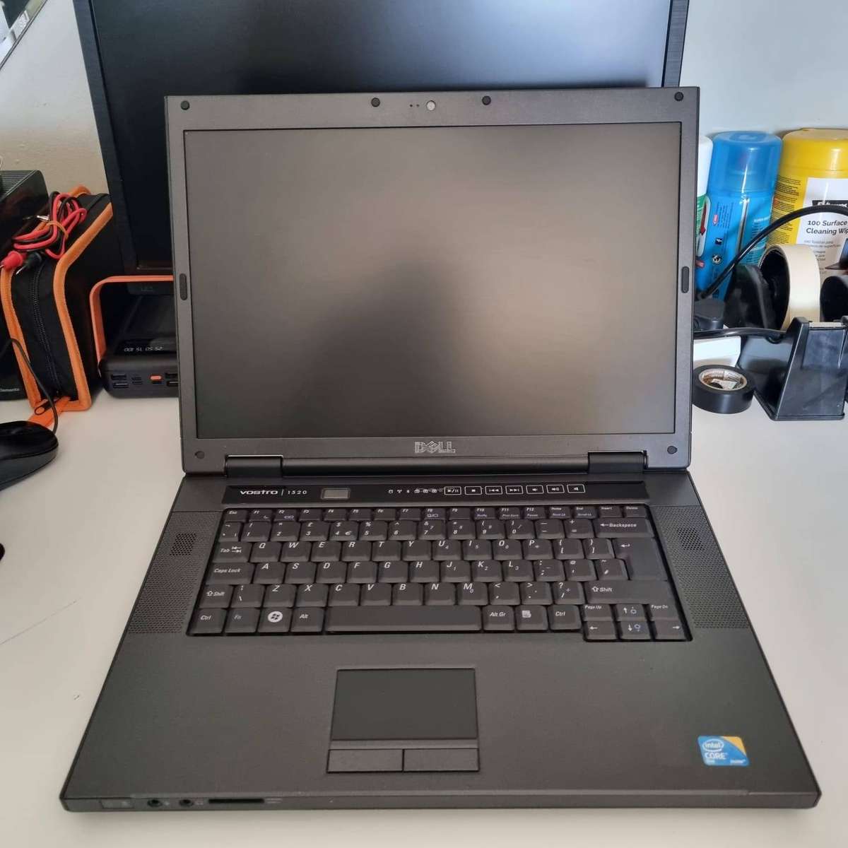 Dell Vostro 1520 Notebook (Core 2 Duo, 4GB & 128GB SSD) 15.4 Inch Laptop