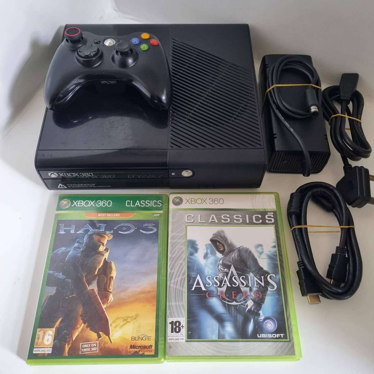 Xbox 360 E Console (320GB HDD, 1x Controller & 2x Games)