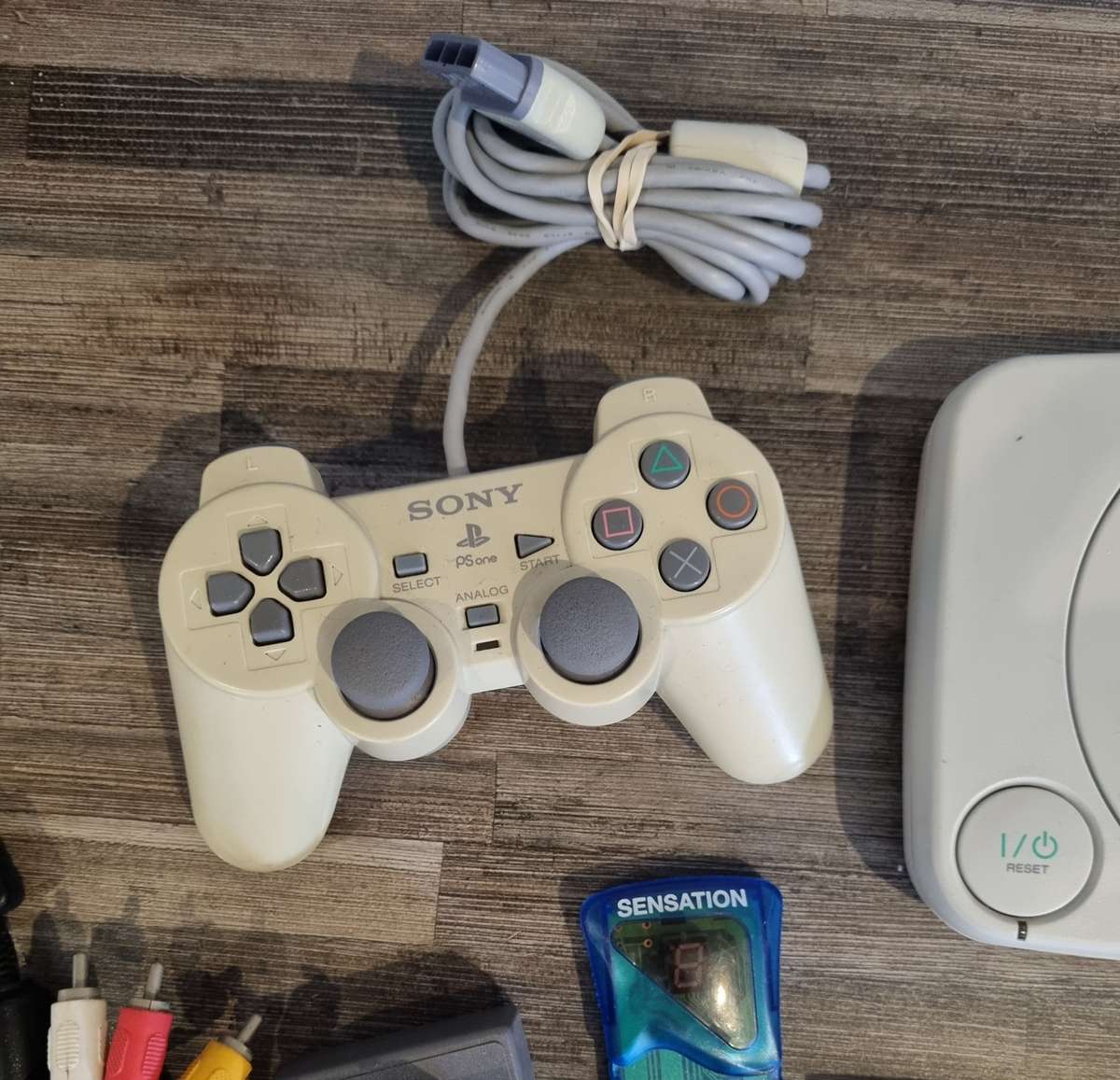 PS1 Console + Controller + Memory Card