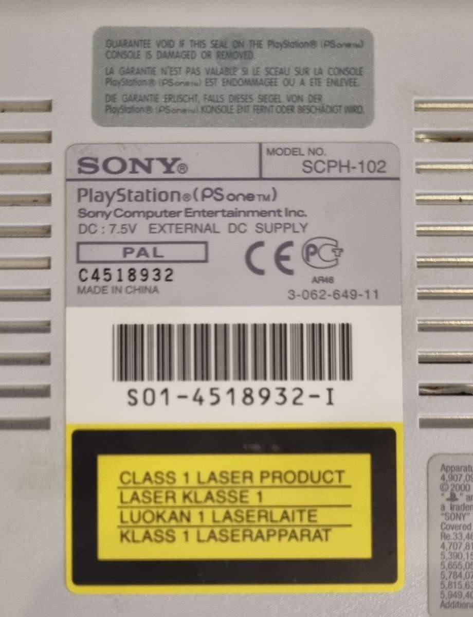 PS1 Console + Controller + Memory Card