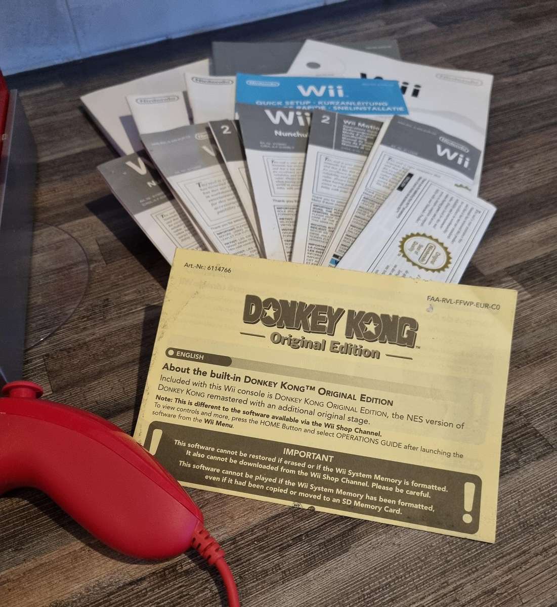 Donkey Kong Edition Nintendo Wii Console Bundle