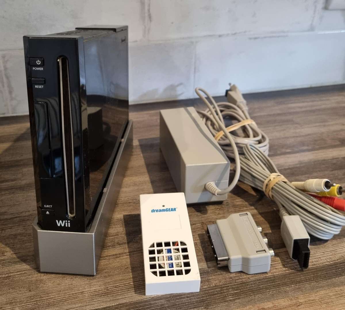 Nintendo Wii Console + Cables