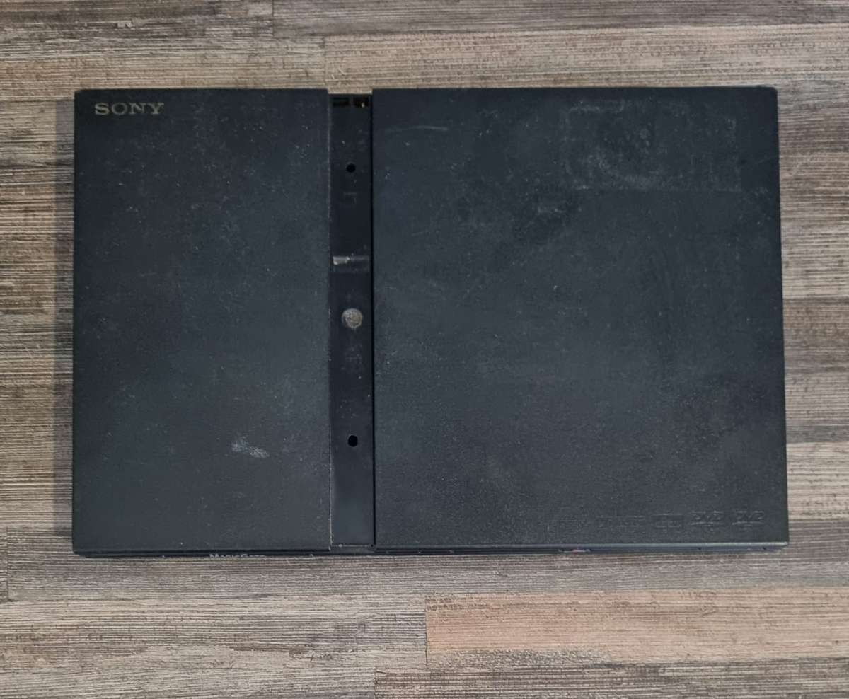 PS2 Console + Cables