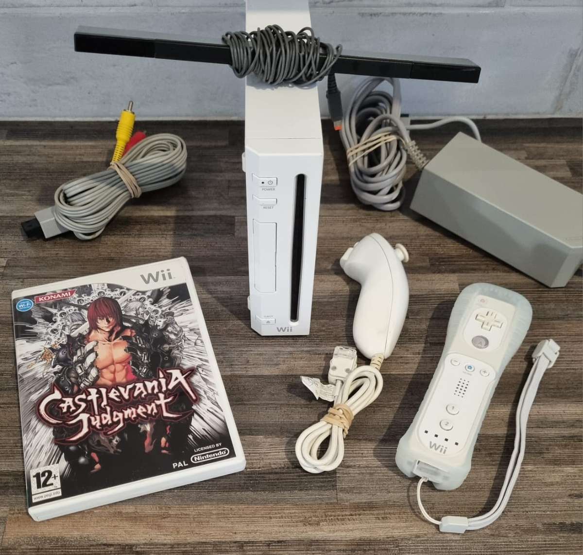 Nintendo Wii + Castlevania Console Bundle