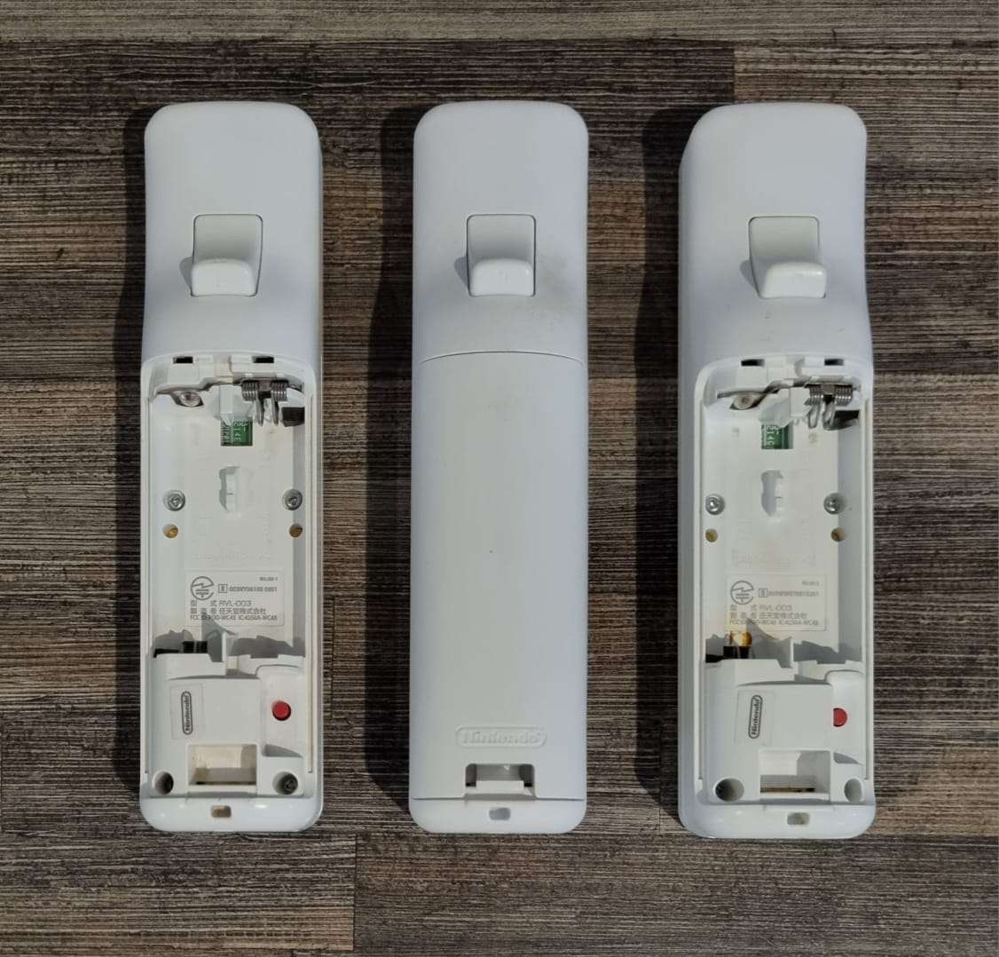 Broken Nintendo Wii Controllers