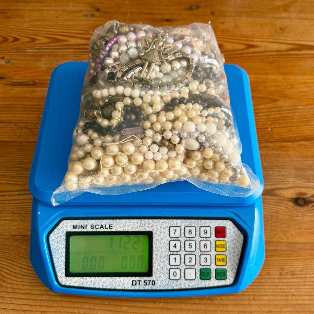 Vintage Jewelry Lot (1.122KG)