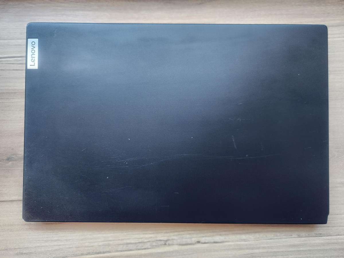 Lenovo V15 G4 AMD Ryzen 3 7320U + Free Laptop Bag