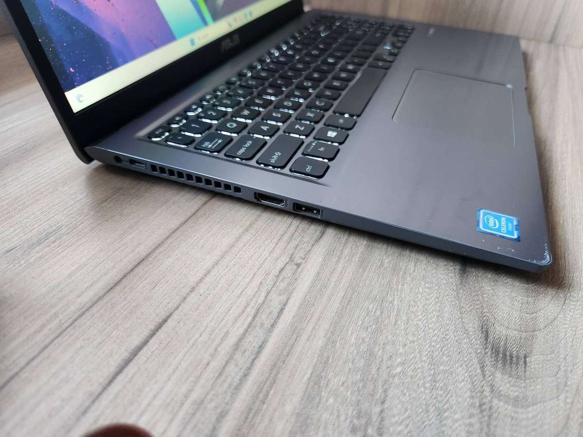 ASUS Vivobook X515 9th Gen Intel Celeron + Free Laptop Bag