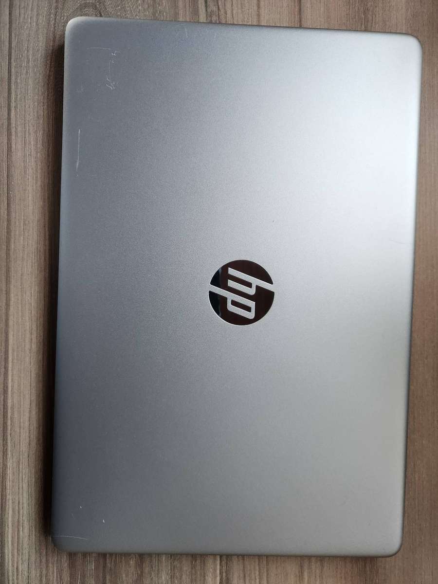 Hp laptop 15s-fq5xxx Intel Core i5 12th Gen + Free Laptop Bag