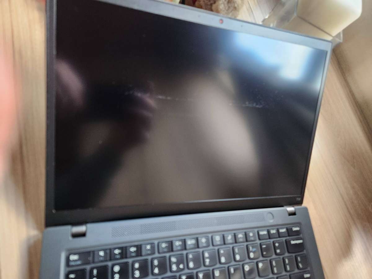 Lenovo ThinkPad T14 Gen 3 AMD Ryzen 5 Pro + Free Laptop Bag