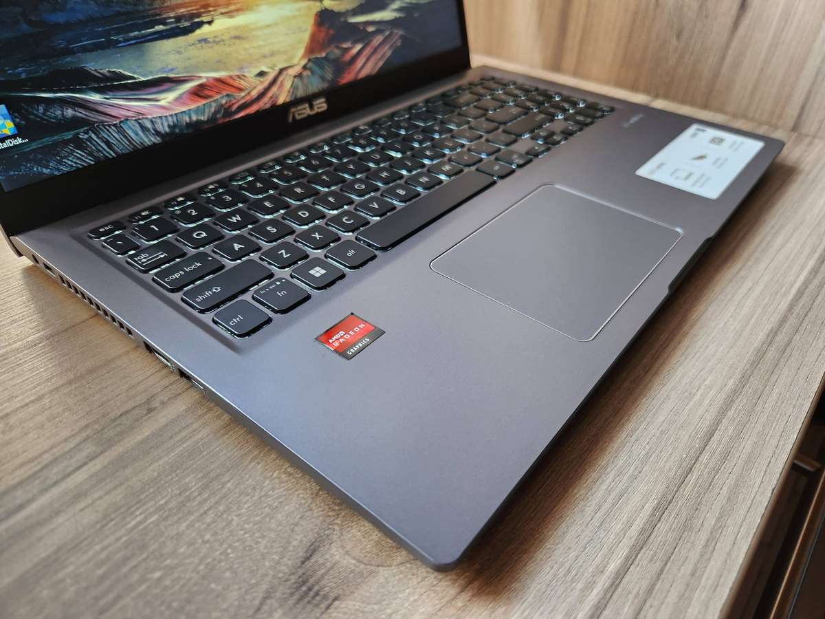 Asus Vivobook M515D AMD Ryzen 5