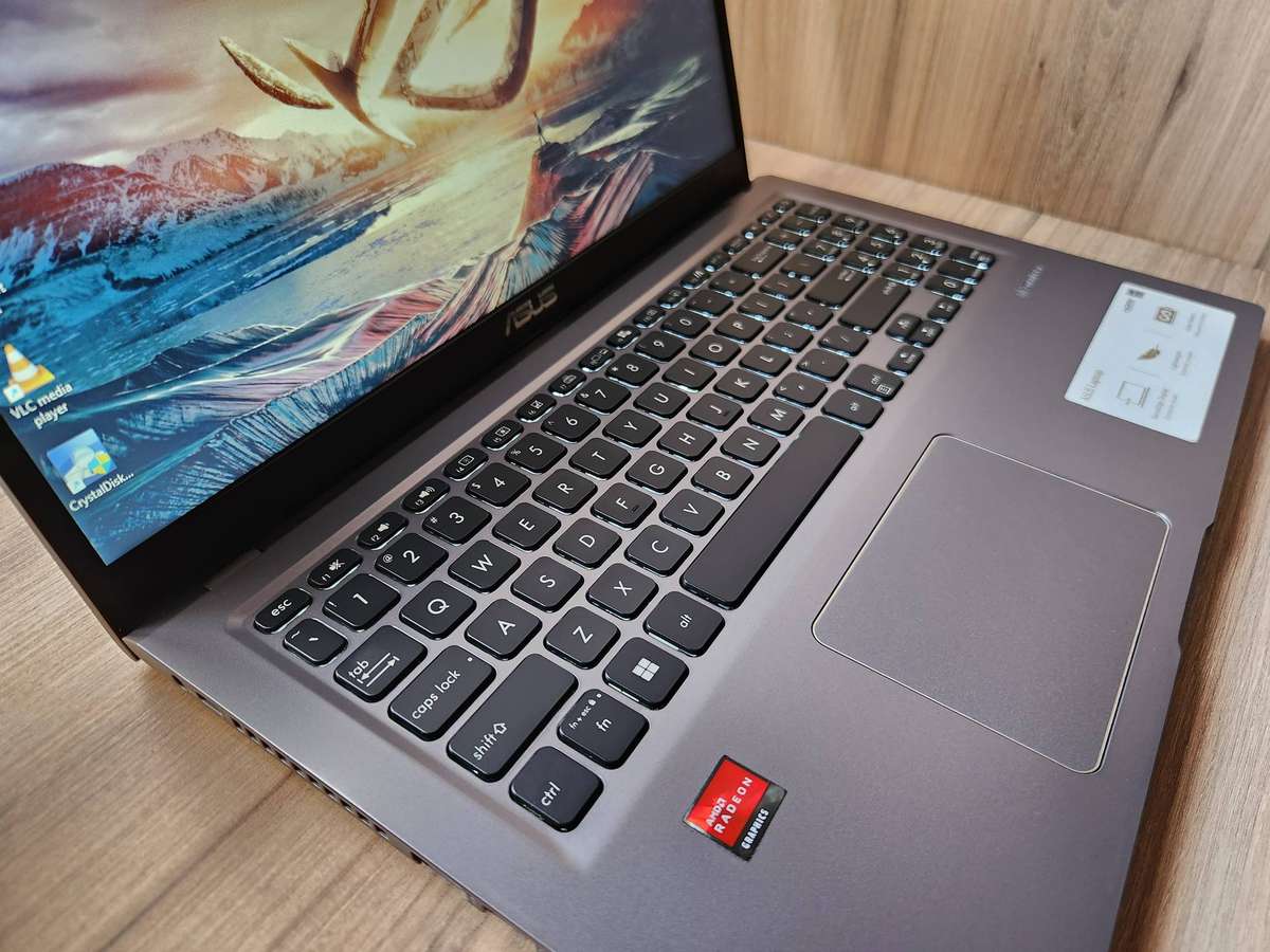 Asus Vivobook M515D AMD Ryzen 5