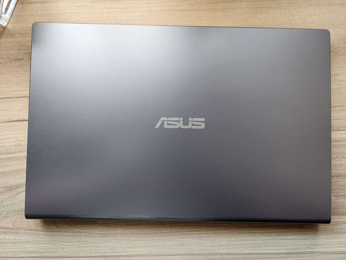 Asus Vivobook M515D AMD Ryzen 5