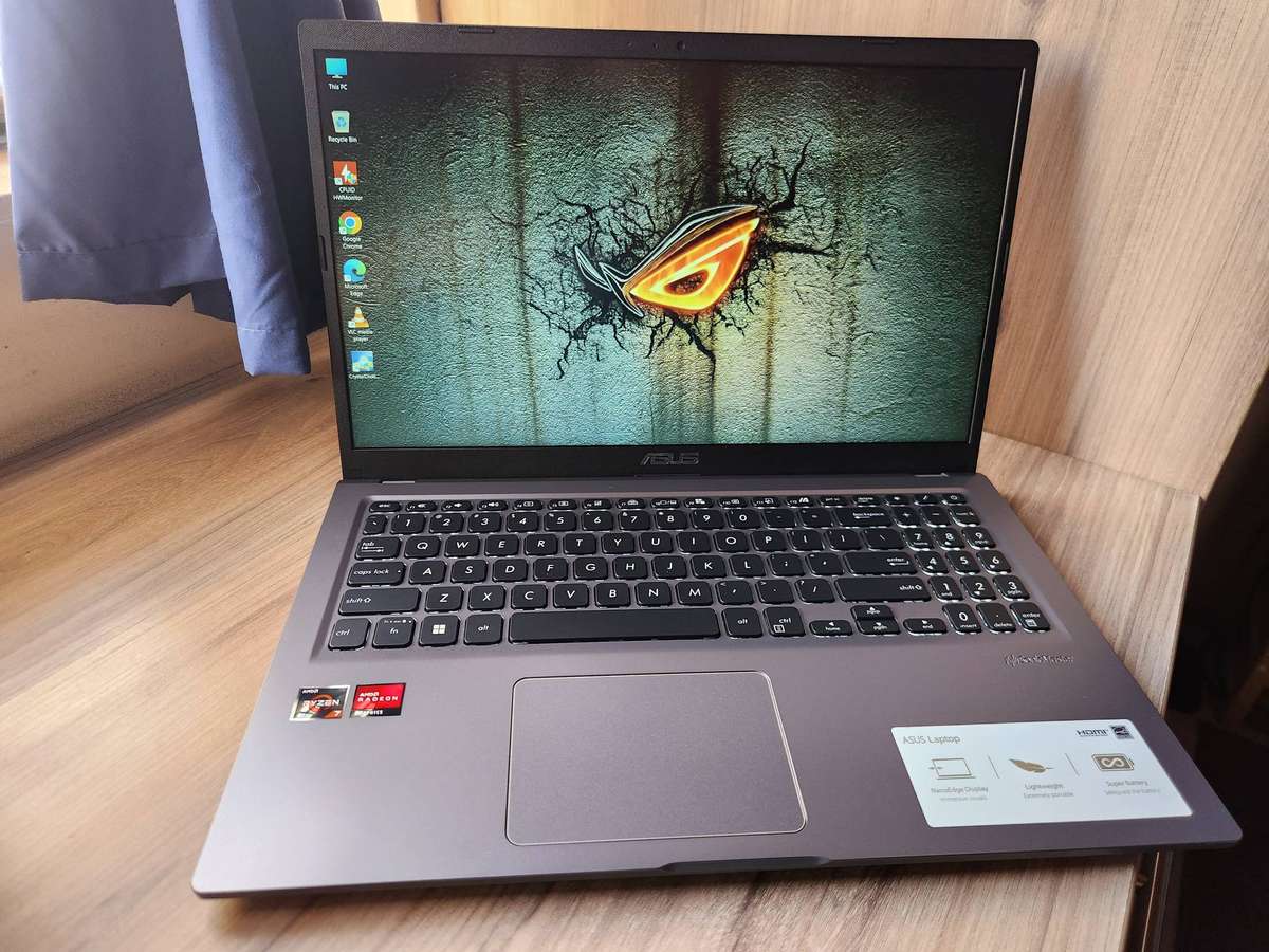 Asus Vivobook M515D AMD Ryzen 7
