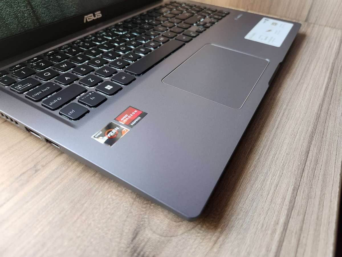 Asus Vivobook M515D AMD Ryzen 7