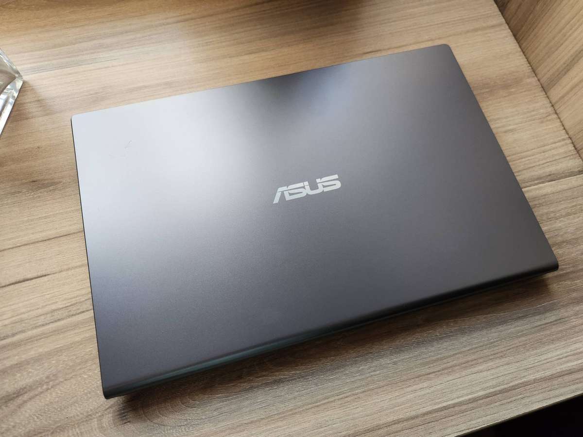 Asus Vivobook M515D AMD Ryzen 7
