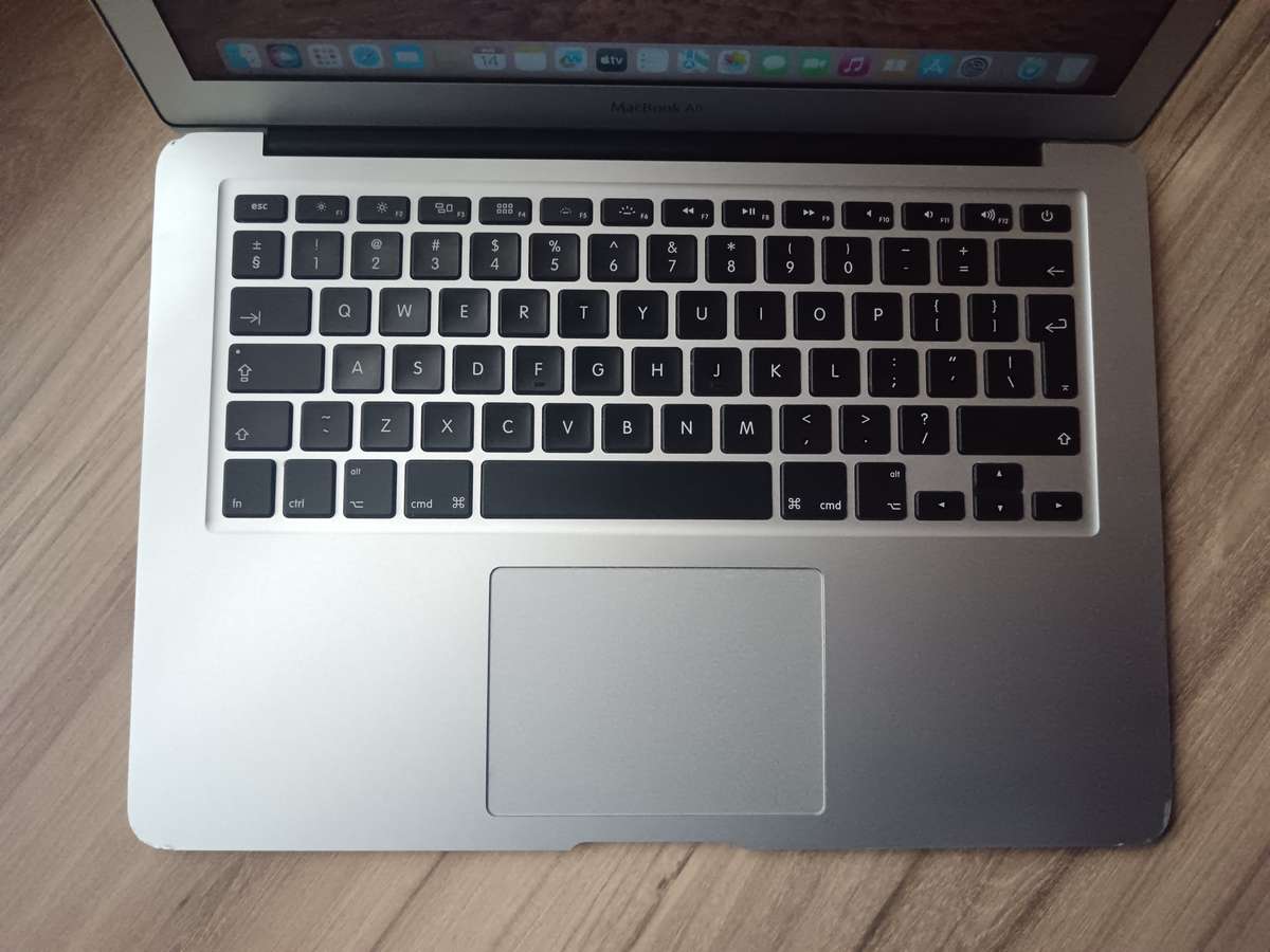 MacBook Air (13-inch, Early 2015)
