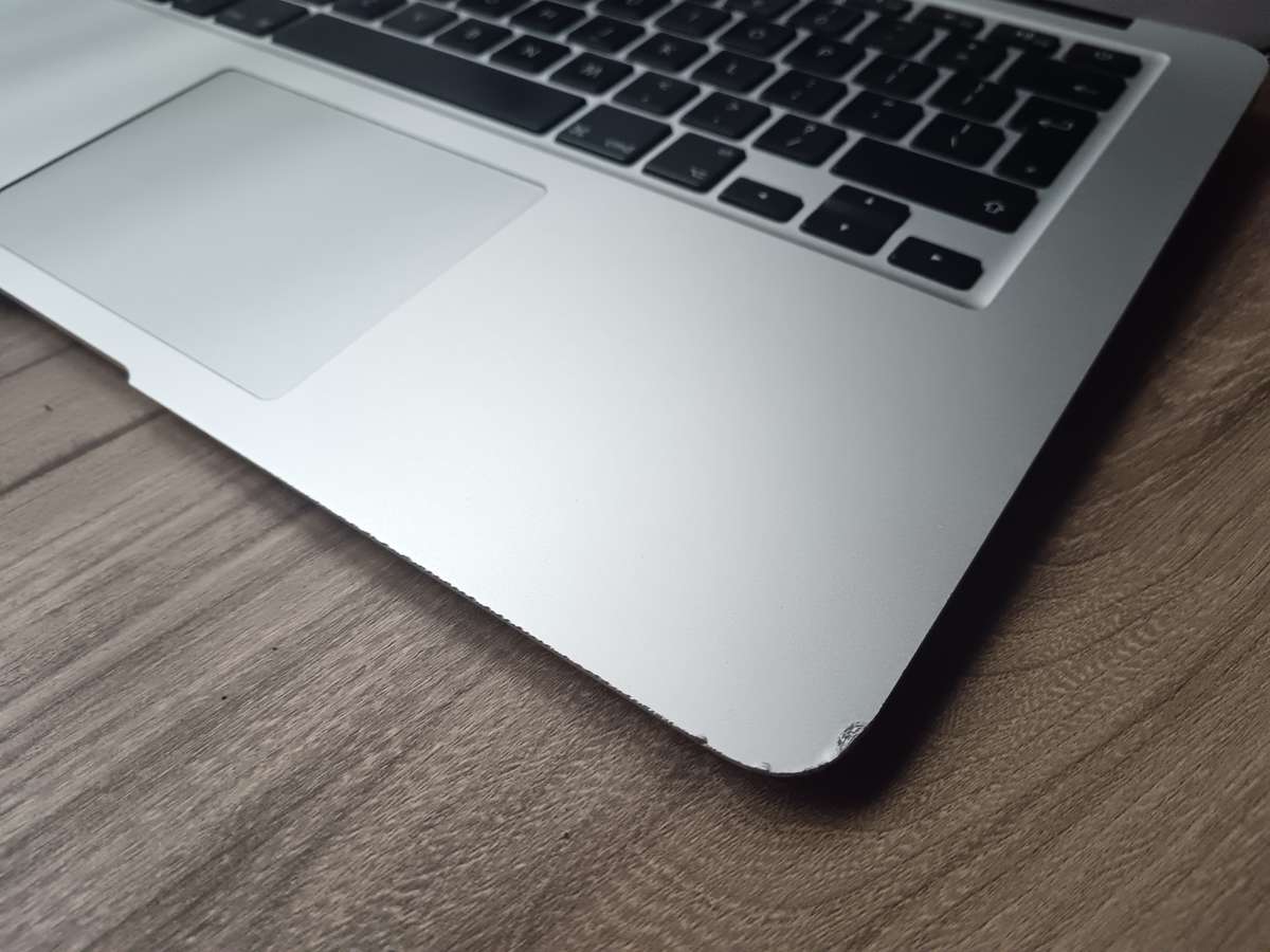 MacBook Air (13-inch, Early 2015)