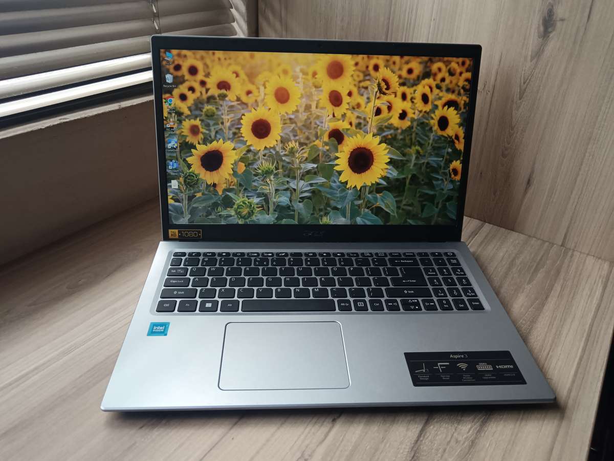 Acer Aspire 3 Celeron N4500 8GB RAM 128GB SSD Win 11 + Free Laptop Bag