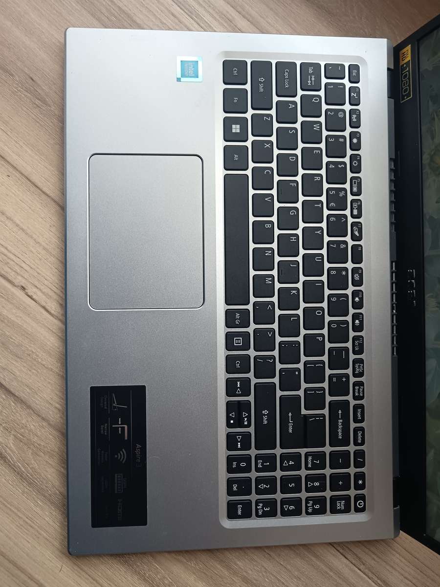 Acer Aspire 3 Celeron N4500 8GB RAM 128GB SSD Win 11 + Free Laptop Bag