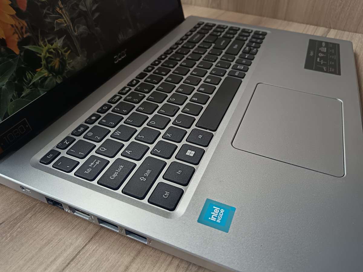 Acer Aspire 3 Celeron N4500 8GB RAM 128GB SSD Win 11 + Free Laptop Bag