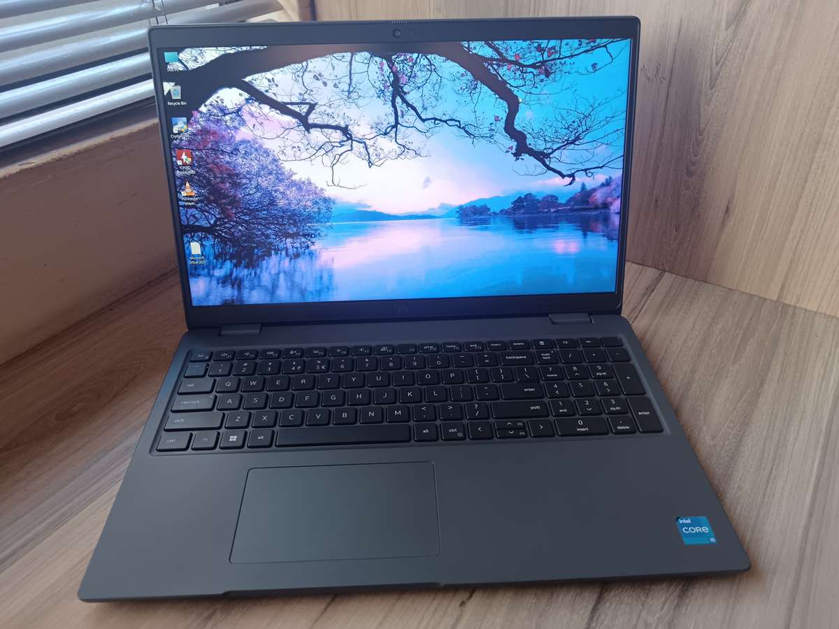 Dell Latitude 3540 Intel Core I5 13th Gen + Free Laptop Bag