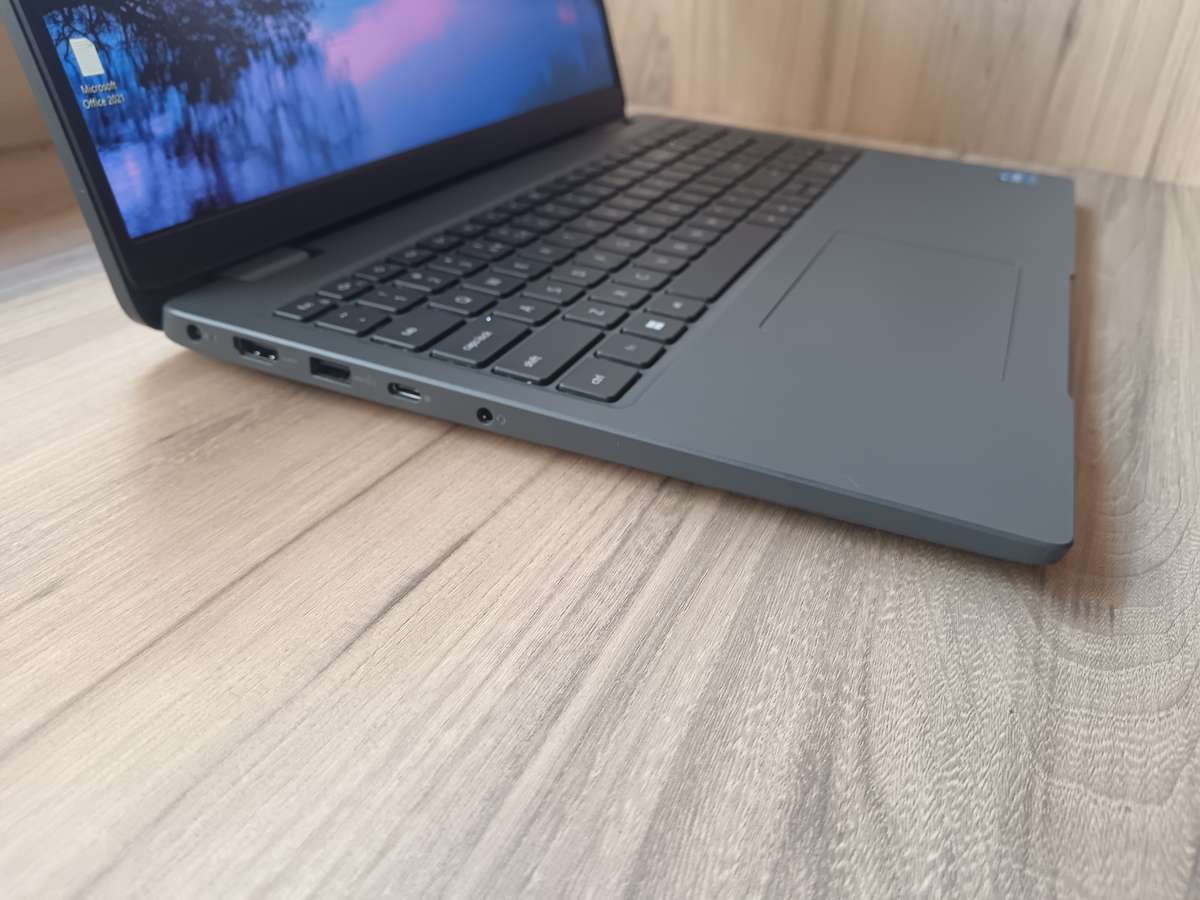 Dell Latitude 3540 Intel Core I5 13th Gen + Free Laptop Bag