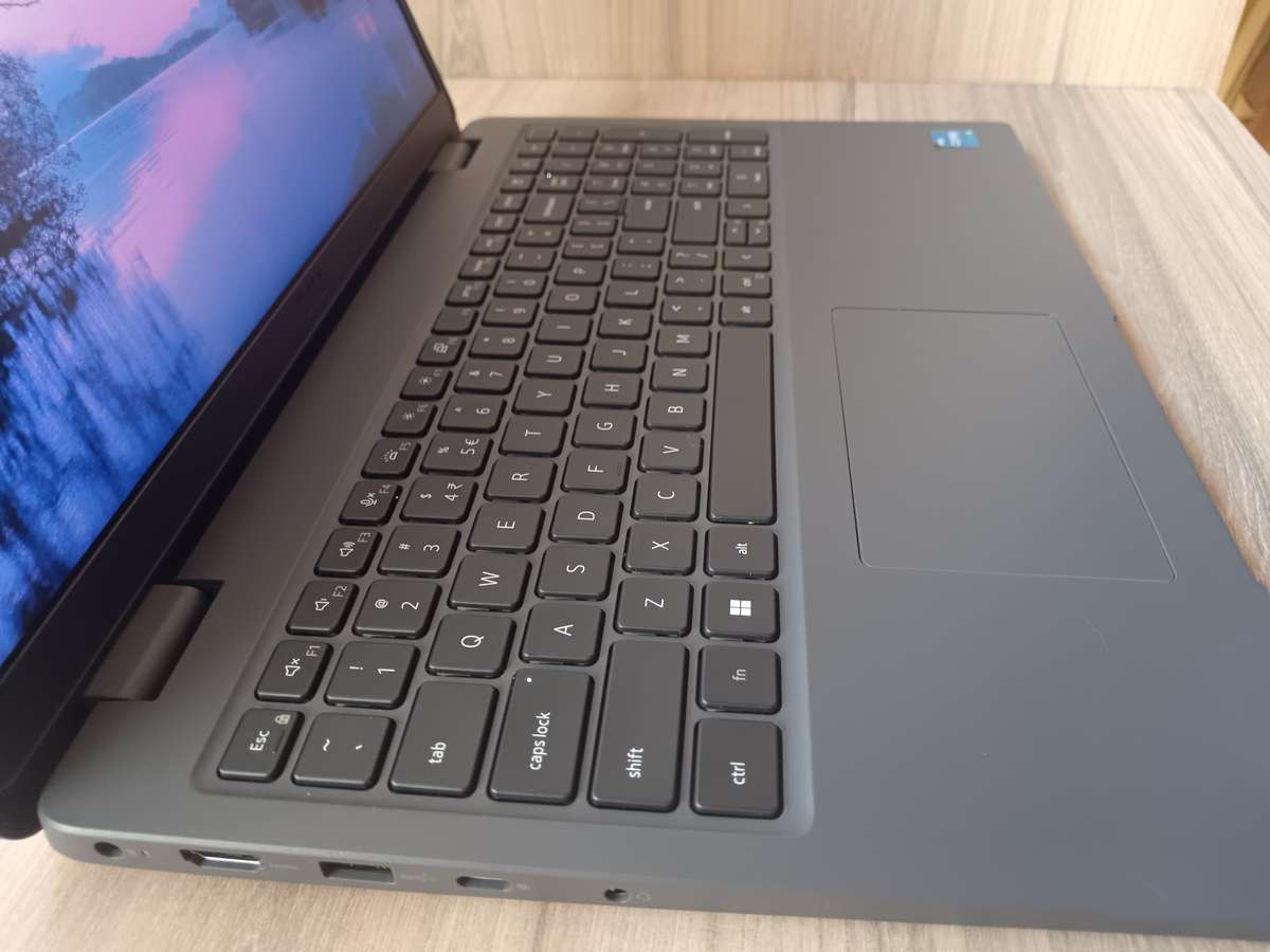 Dell Latitude 3540 Intel Core I5 13th Gen + Free Laptop Bag