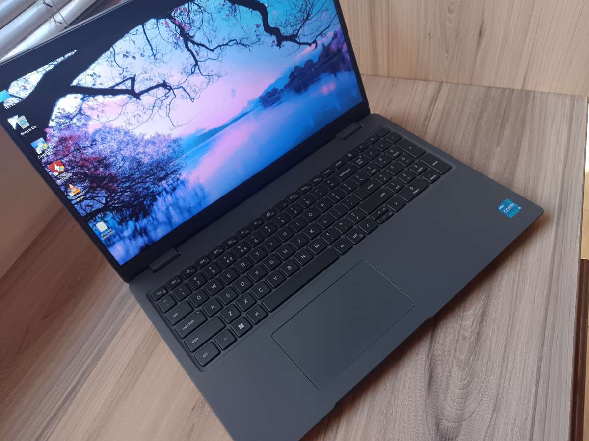 Dell Latitude 3540 Intel Core I5 13th Gen + Free Laptop Bag