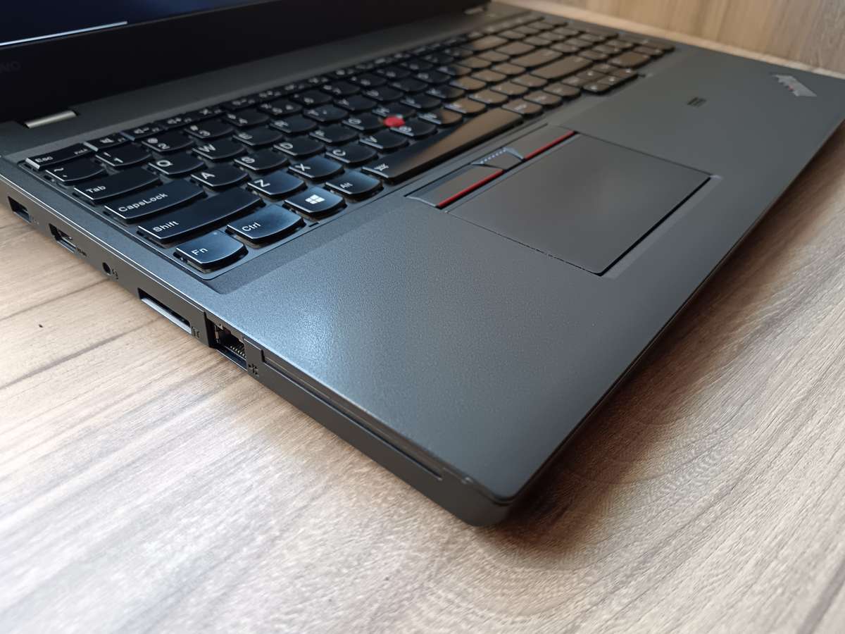 Lenovo ThinkPad T560 Intel Core I5 + Free Laptop Bag