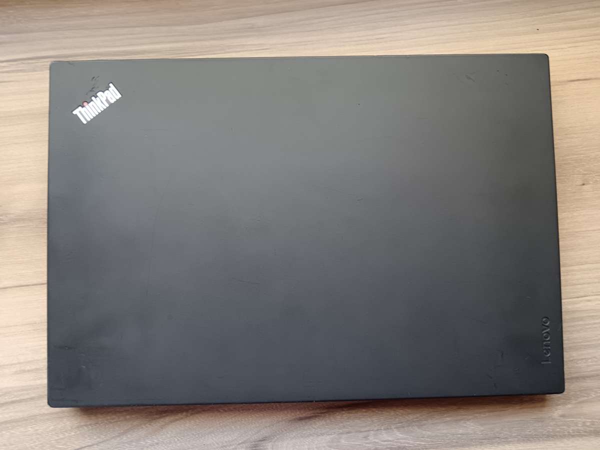 Lenovo ThinkPad T560 Intel Core I5 + Free Laptop Bag