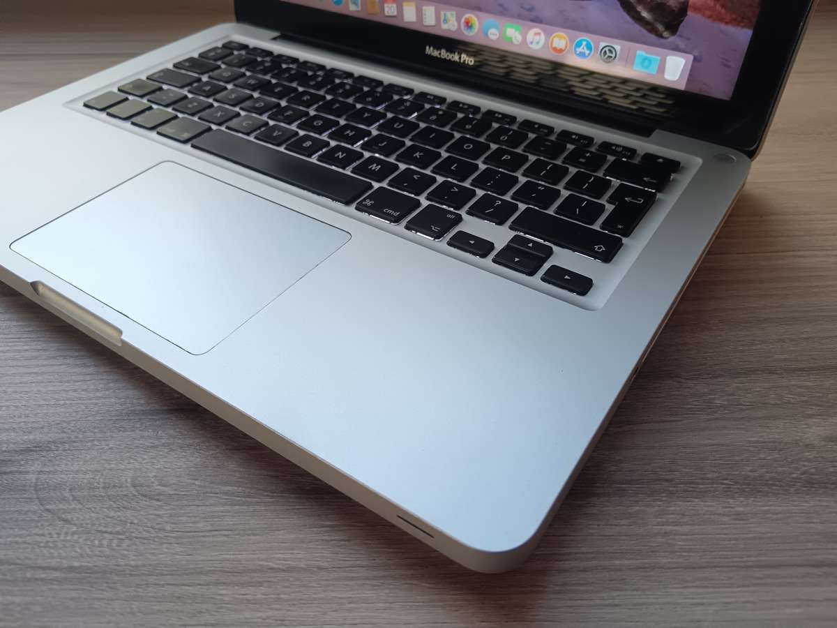 2011 MacBook Pro Intel Core I5