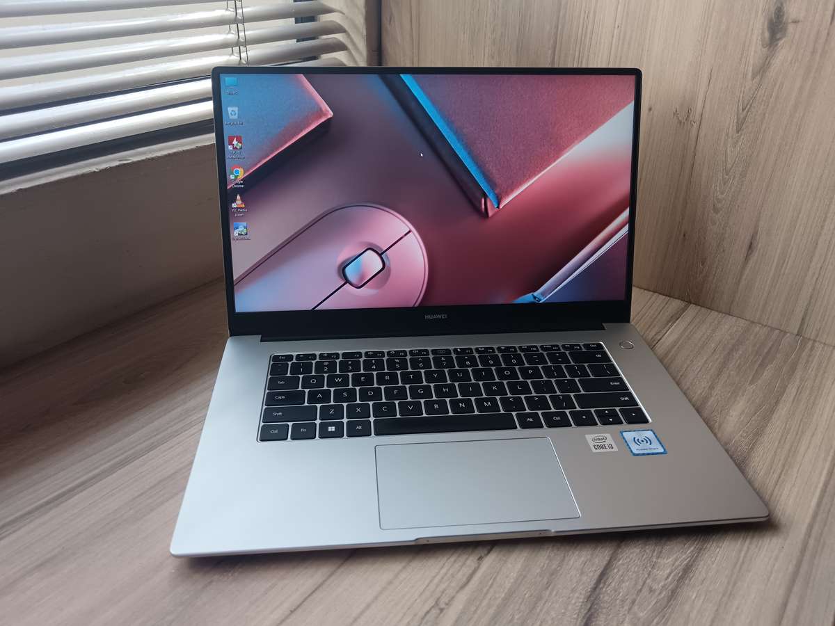 Huawei MateBook D15-i3 10th Gen + Free Laptop Bag