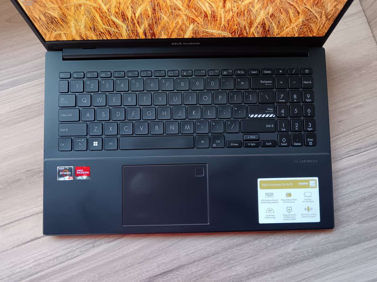 ASUS Vivobook Go E1504FA AMD Ryzen 5 7520U + Free Laptop Bag
