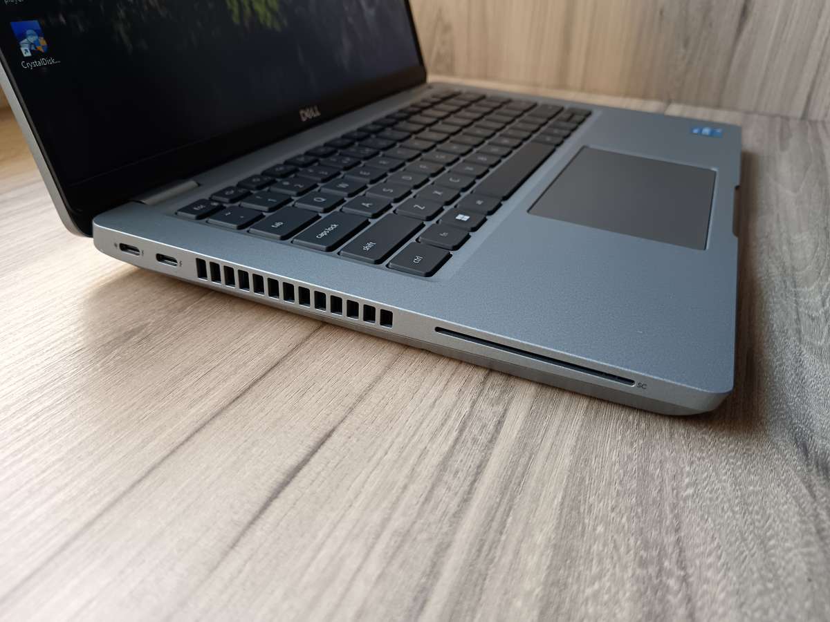 Dell Latitude 5431 Intel Core i5-1250P + Free Laptop Bag