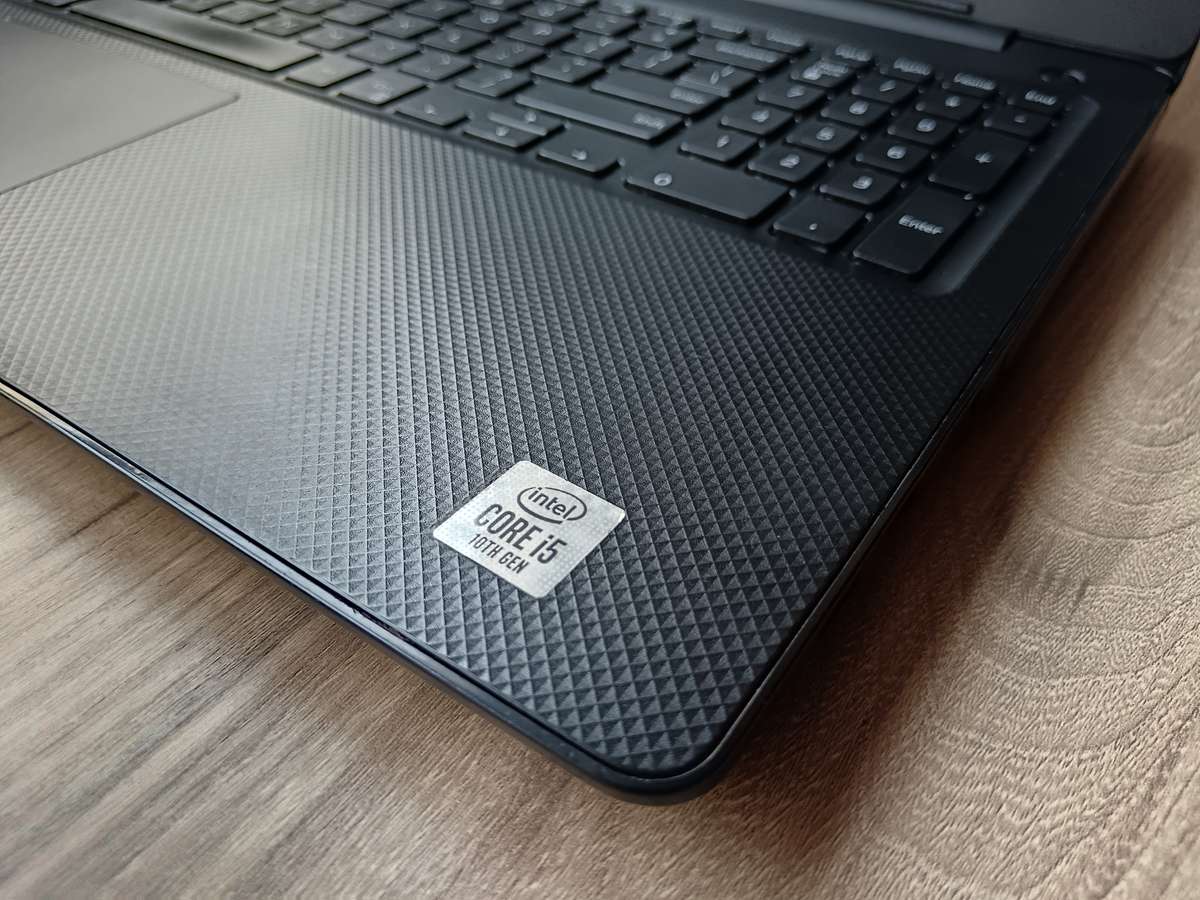 Dell Vostro 3590 Intel Core I5 10th Gen + Free Laptop Bag