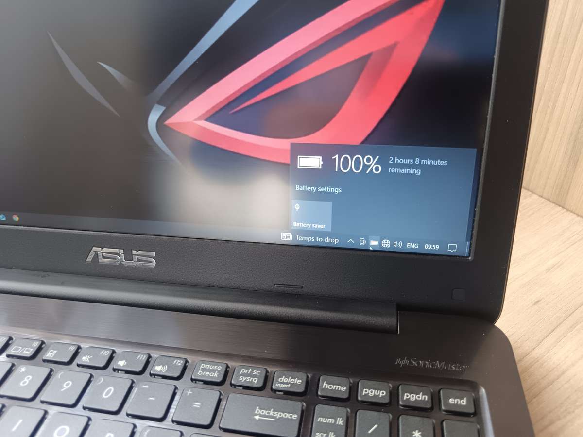 ASUS Vivobook X556U Intel Core I7 + Free Laptop Bag