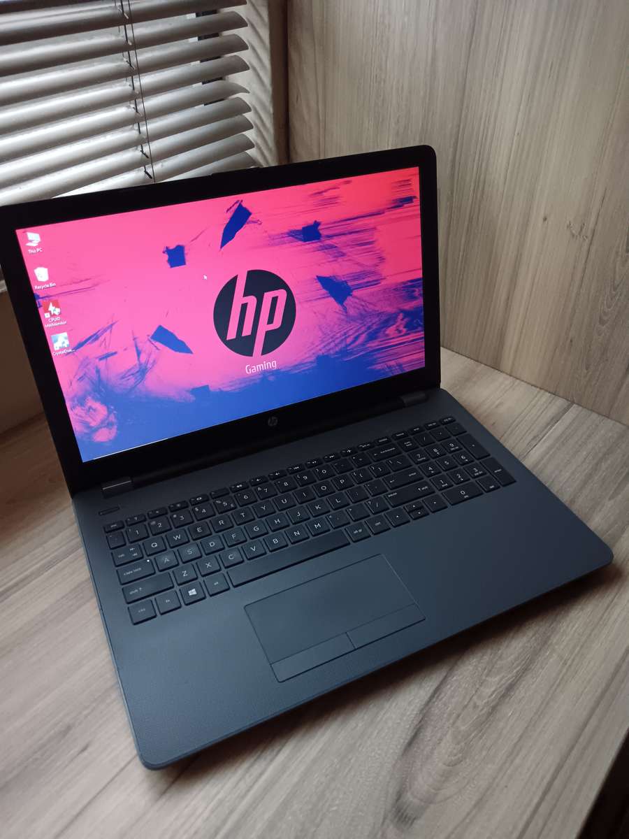 HP 255 G6 AMD E2-9000E Notebook