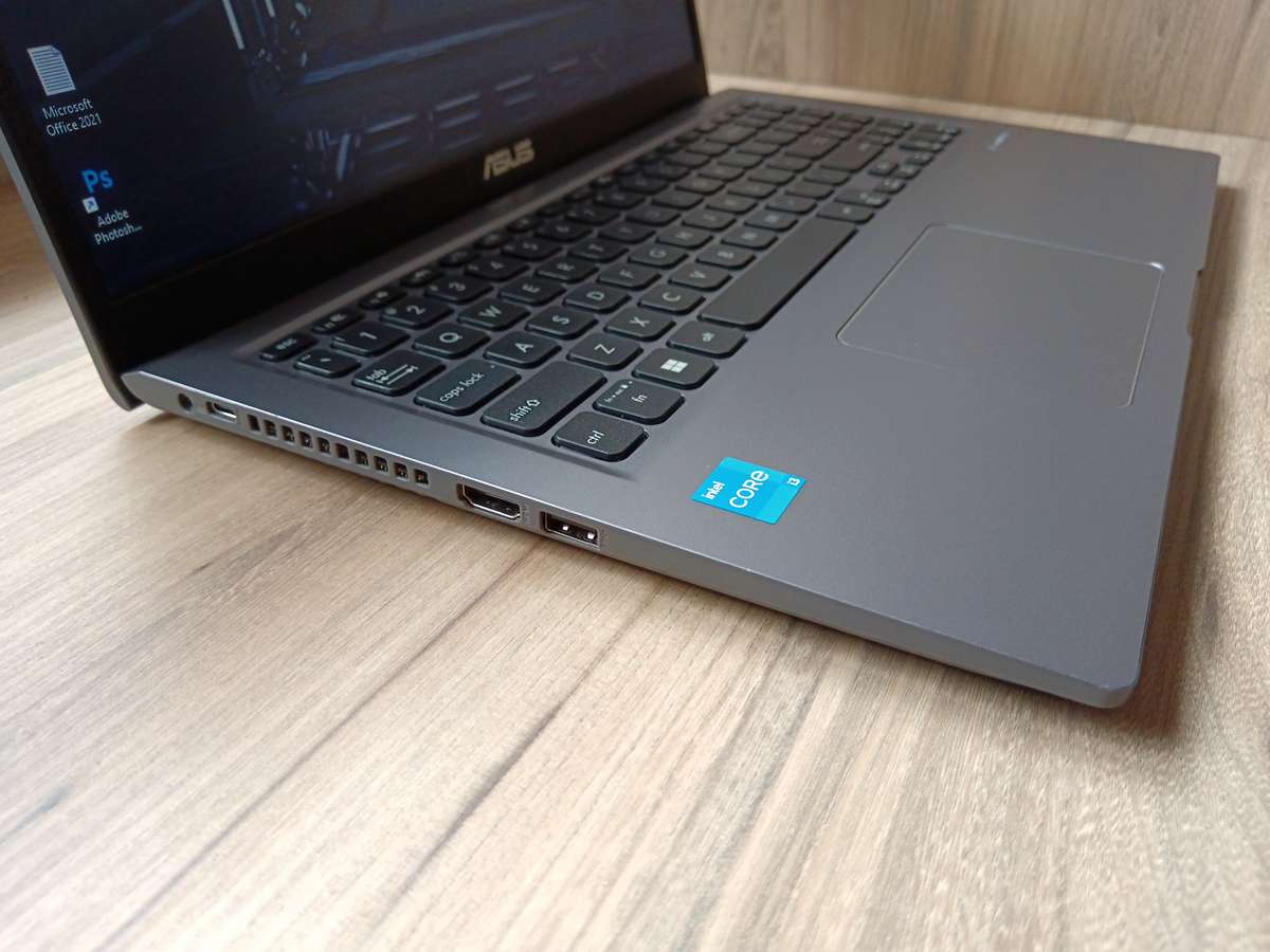 Asus Vivobook X515EA intel Core I3 11th Gen + Free Laptop Bag