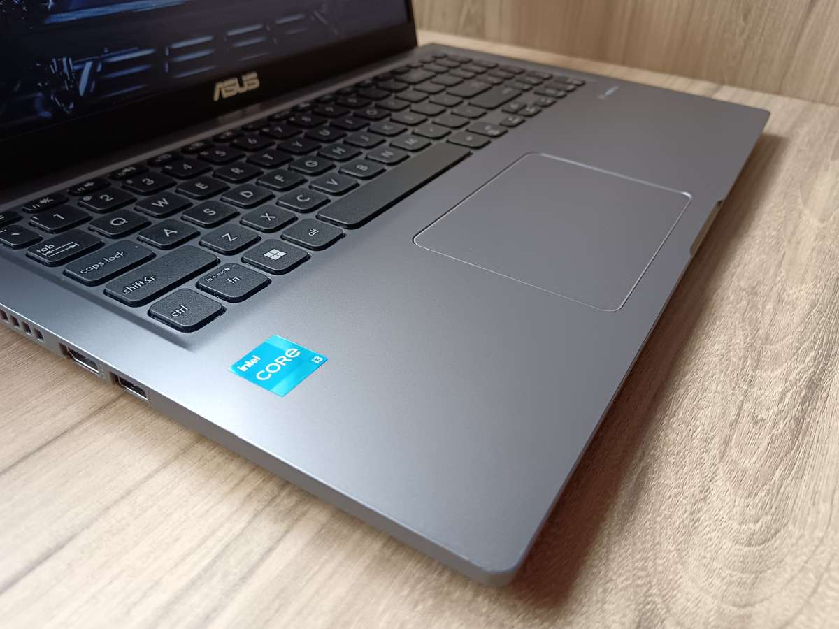 Asus Vivobook X515EA intel Core I3 11th Gen + Free Laptop Bag