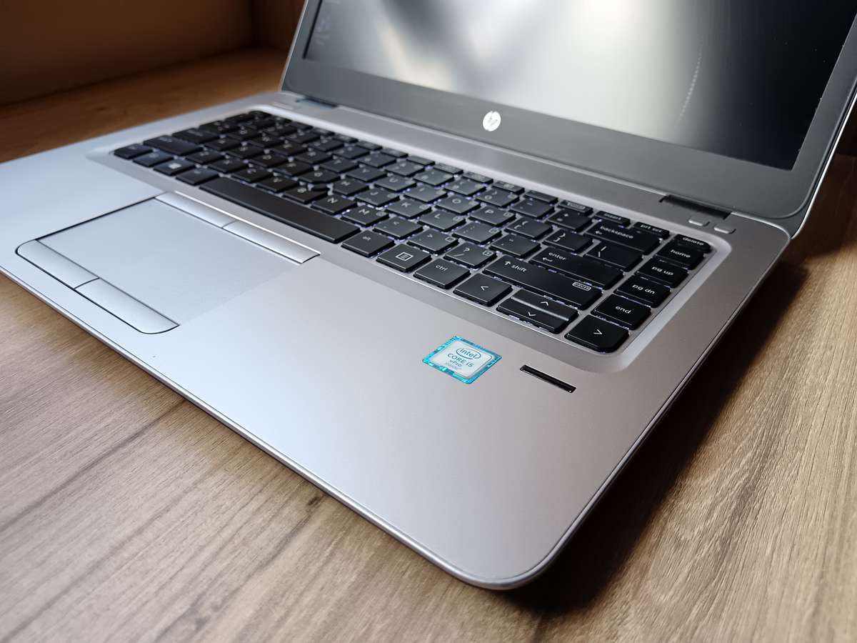 Hp Elitebook 840 G3 Intel Core i5 + Free Laptop Bag