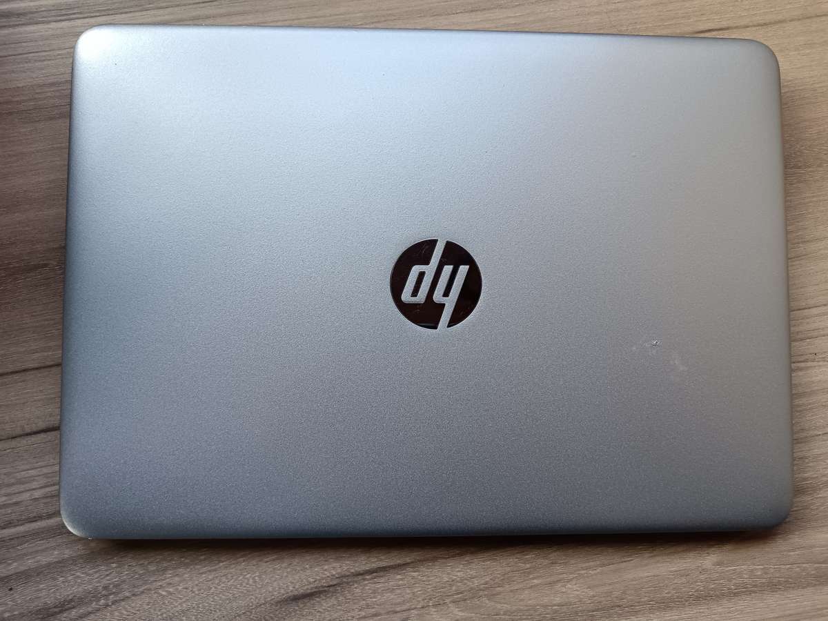 Hp Elitebook 840 G3 Intel Core i5 + Free Laptop Bag