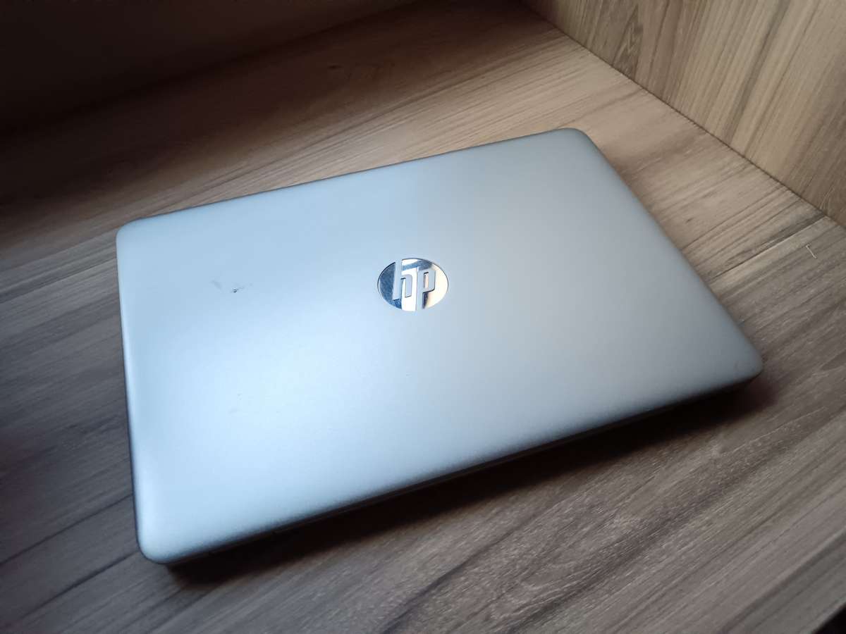 Hp Elitebook 840 G3 Intel Core i5 + Free Laptop Bag