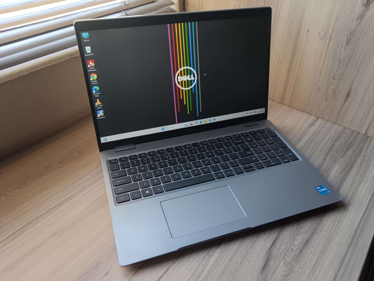 Dell Latitude 5520 Intel Core I5 11th Gen + Free Laptop Bag