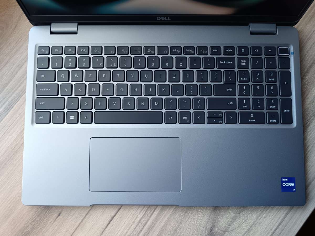 Dell Latitude 5540 Intel Core i7 13TH Gen + Free Laptop Bag