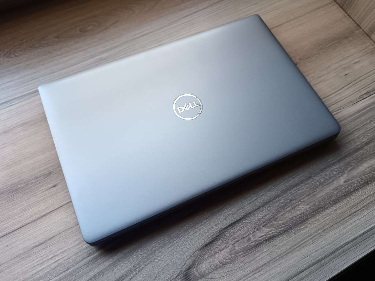 Dell Latitude 5540 Intel Core i7 13TH Gen + Free Laptop Bag
